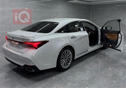 تويوتا أفالون